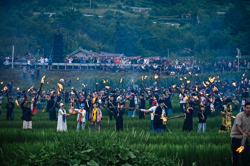 四川越西解锁20℃彝乡文旅新魅力(图3)