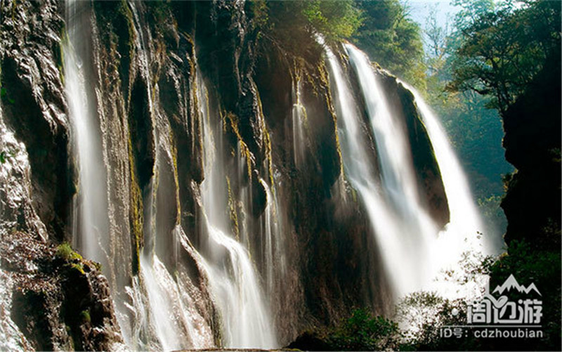 想看世界级的冰瀑?就到绵阳虎牙大峡谷\/组图