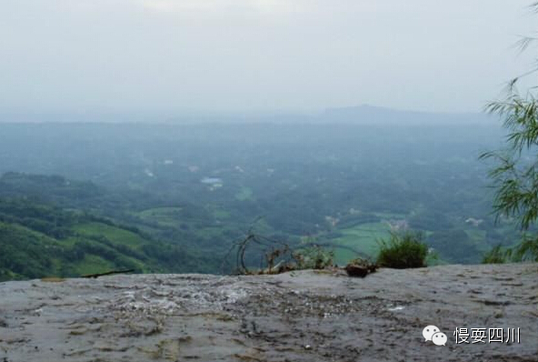 来四川必须去蜀南竹海洗洗肺 徒步旅游全攻略