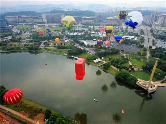 升腾到空中看大地 世界各地热气球嘉年华盘点