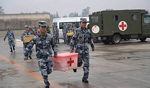 成都空军医疗人员和设备抵达景谷地震灾区