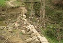 堤坝被冲垮 3年未处理？