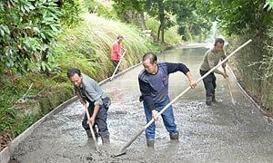 武胜石盘村着力改善村民生产生活条件