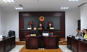 峨眉山市人民法院组织开展庭审观摩活动
