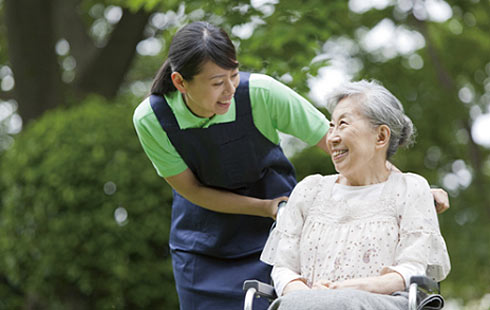 聚集金融支持养老产业发展成都高峰论坛 行业