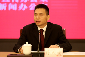 四川省委组织部副部长,省委党建办主任蒋天宝介绍五年来四川省全面