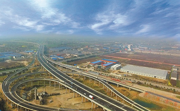 国社@四川｜四川将加快构建&ldquo;四向八廊五枢纽&rdquo;立体交运体系