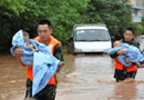 四川暴雨来袭损失严重 各地积极防灾救灾