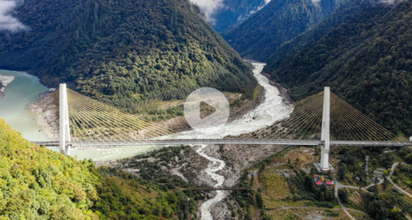 川藏公路上的那些人那些事｜未来：飞速发展的高原