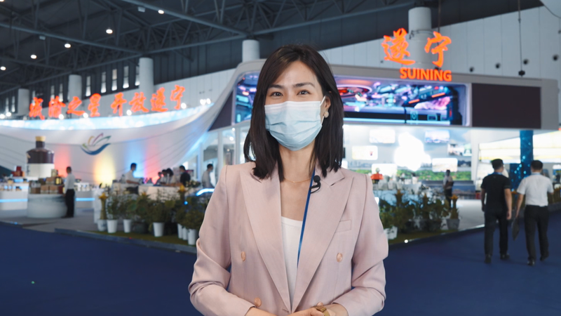 小燕Vlog丨西博会探馆：裸眼3D、精美文创……快来遂宁馆解锁精彩