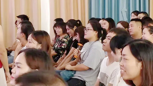 全国首个涉诉未成年人家庭教育指导工作站在泸州成立 强制“补课”唤醒“问题家长”