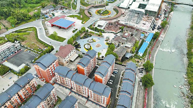 “熊猫民宿”：万年村的“振兴名片”