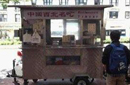 洛阳大叔美国卖凉皮 最高日赚800美元